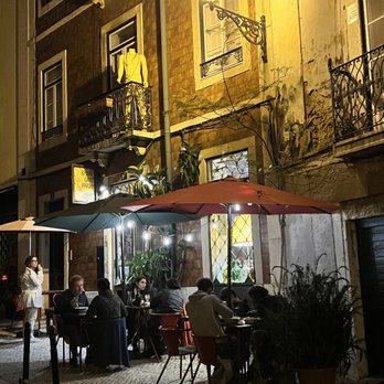 Gato Pardo - Outside at night - Portuguese Near Me - Lisbon, 11