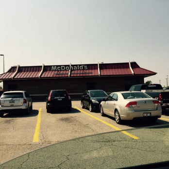 McDonald's - DRIVE-Thru straight ahead from the ENTRANCE - Fast Food Near Me - Utica, Illinois