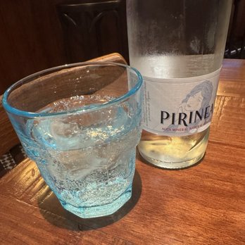 El Cajellon - Sparkling water - Italian Near Me El Cajellon - Sparkling water - Italian Near Me