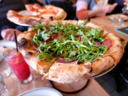 Pizzeria Delfina by null