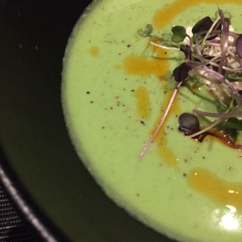 Bistro le Sam - Green pea soup with goat cheese - Canadian (New) Near Me - Quebec City, Quebec