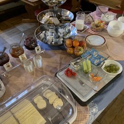 Gasthof Butz - Breakfast area (3 different jams were great)