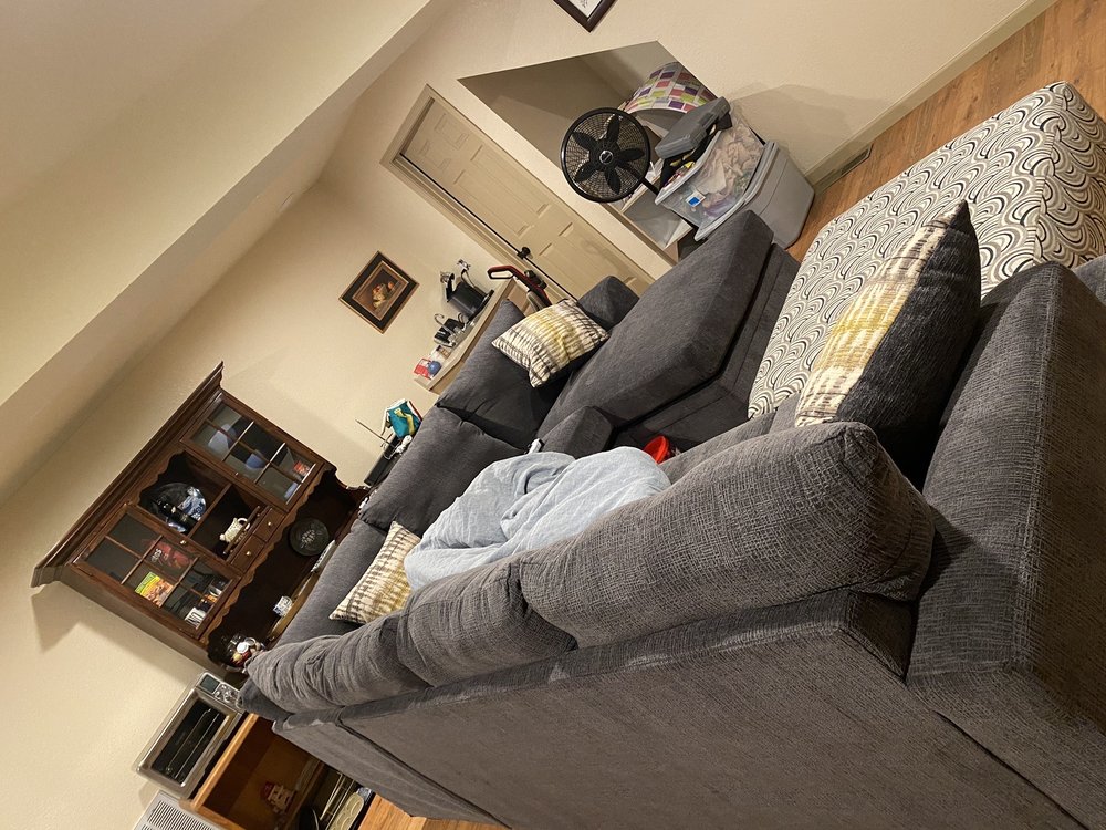 Photos of BOX DROP MATTRESS & FURNITURE Updated August 2024 218 Photos 504 Whiting St