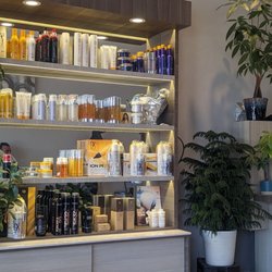 T-Hair Salon - Interior