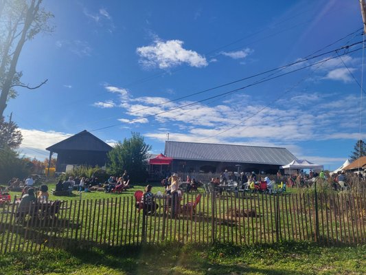 Apple Dave's Distillery by null