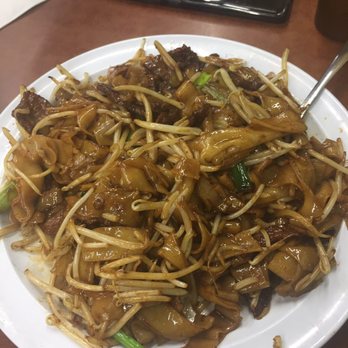Yuet Lee - Wow very solid at the late hour! Even more intense than soy sauce stir fried noodles or rice noodles/mai fun! - Chinese Near Me - San Francisco, California