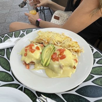 Ramblin roads - California eggs Benedict. AHMAZING! - American Near Me - Salt Lake City, Utah Ramblin roads - California eggs Benedict. AHMAZING! - American Near Me - Salt Lake City, Utah