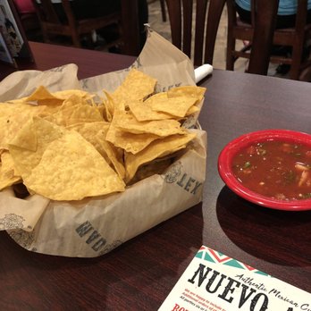 Nuevo Acapulco - Chips and salsa - Mexican Near Me - Fairview Park, Ohio Nuevo Acapulco - Chips and salsa - Mexican Near Me - Fairview Park, Ohio