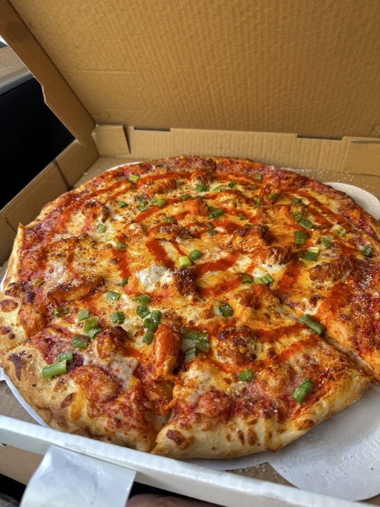 Lava Louie's Pizza Image