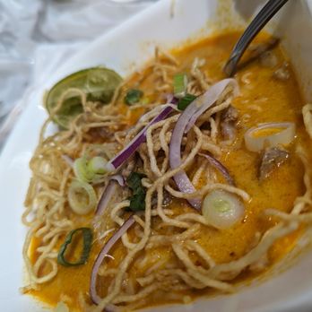 Xang Thai & Sushi - Beef khao soy - Thai Near Me - Grayslake, Illinois Xang Thai & Sushi - Beef khao soy - Thai Near Me - Grayslake, Illinois