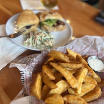 Mazama Public House - Chicken BLT and basket of jojos! 100/10 - Brewpubs Near Me - Mazama, Washington