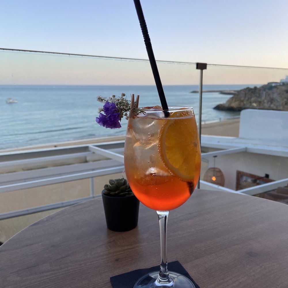 Casa del Mar - Aperol spritz. - Portuguese Near Me - Albufeira, 08 Casa del Mar - Aperol spritz. - Portuguese Near Me - Albufeira, 08