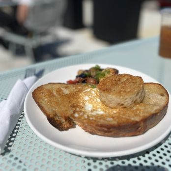 Dozen Bakery - Egg in a hole - Bakeries Near Me - Nashville, Tennessee