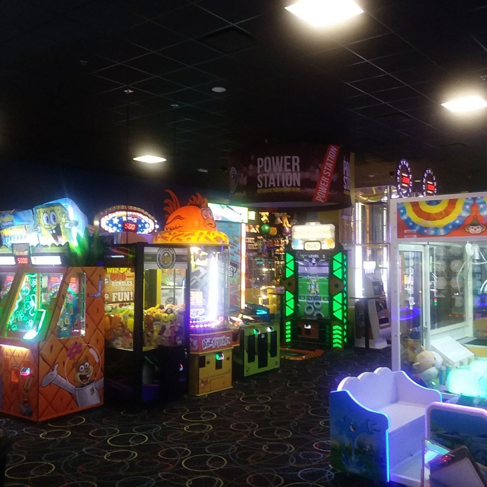 Point Burger Bar - Arcade action - Burgers Near Me - Waukesha, Wisconsin