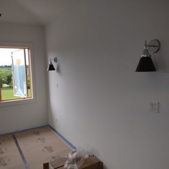 Gorsuch Electric - Primary Bedroom Side by Side Sconces, Switching and Outlet Receptacles - Electricians Near Me - Tempe, Arizona Gorsuch Electric - Primary Bedroom Side by Side Sconces, Switching and Outlet Receptacles - Electricians Near Me - Tempe, Arizona