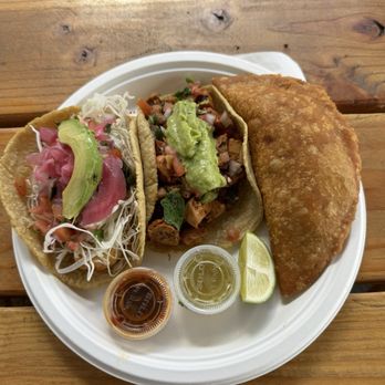 El Viejon - Fortside - Shrimp empanada, shrimp taco and chicken taco. - Food Trucks Near Me - Vancouver, Washington El Viejon - Fortside - Shrimp empanada, shrimp taco and chicken taco. - Food Trucks Near Me - Vancouver, Washington