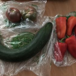 J&E Produce - Heirloom Tomatoes, English Cucumber & Red Gypsy Peppers