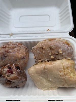 9th and Hennepin Donuts by null