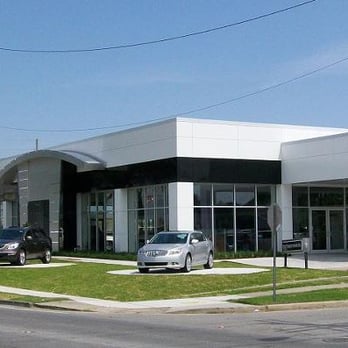 Crown Buick Gmc 20 Photos 34 Reviews Auto Repair 2121 Clearview Pkwy Metairie La Phone Number