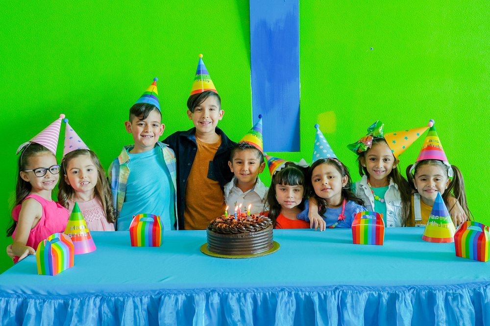 DREAMLAND PARTY PLACE Updated September 2024 64 Photos 975 W