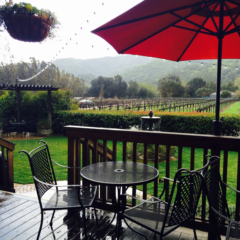 Solis Winery - the outside patio - Wineries Near Me - Gilroy, California Solis Winery - the outside patio - Wineries Near Me - Gilroy, California
