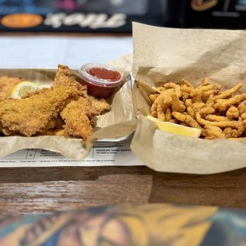 The Federal - Clam strips & fried smelts. Tiny lil butterflied fish. Remind me of mackerel. Good - Burgers Near Me - Youngstown, Ohio The Federal - Clam strips & fried smelts. Tiny lil butterflied fish. Remind me of mackerel. Good - Burgers Near Me - Youngstown, Ohio