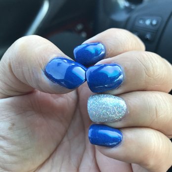 Sparkling Nails & Spa - The the light bends I the first 3 nails shows how wavy they ended up. Light should not bend like that when your nails are done right. - Nail Salons Near Me - Orange, California Sparkling Nails & Spa - The the light bends I the first 3 nails shows how wavy they ended up. Light should not bend like that when your nails are done right. - Nail Salons Near Me - Orange, California