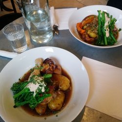 The Playground Theatre, Cafe and Bar - Sunday roast