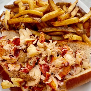 Neptune Oyster - Lobster roll - Seafood Near Me - Boston, Massachusetts Neptune Oyster - Lobster roll - Seafood Near Me - Boston, Massachusetts
