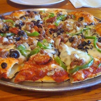 Round Up Pizza - Pizza Near Me - Cambria, California Round Up Pizza - Pizza Near Me - Cambria, California