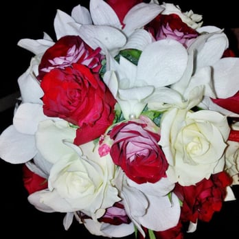 Nikki Nguyen - Flower balls - Florists Near Me Nikki Nguyen - Flower balls - Florists Near Me