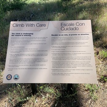 Stonewall Peak Trail - Trailhead info sign - Parks Near Me - Descanso, California Stonewall Peak Trail - Trailhead info sign - Parks Near Me - Descanso, California