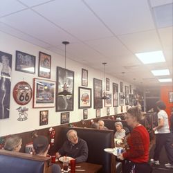 Jenny’s Diner - Saturday, 27 December 2025