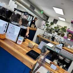 Rosebud Bakery - The counter where you order your coffee and drinks