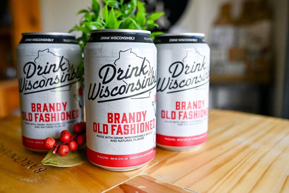 The Elegant Cork - vineyard in Mukwonago, WI