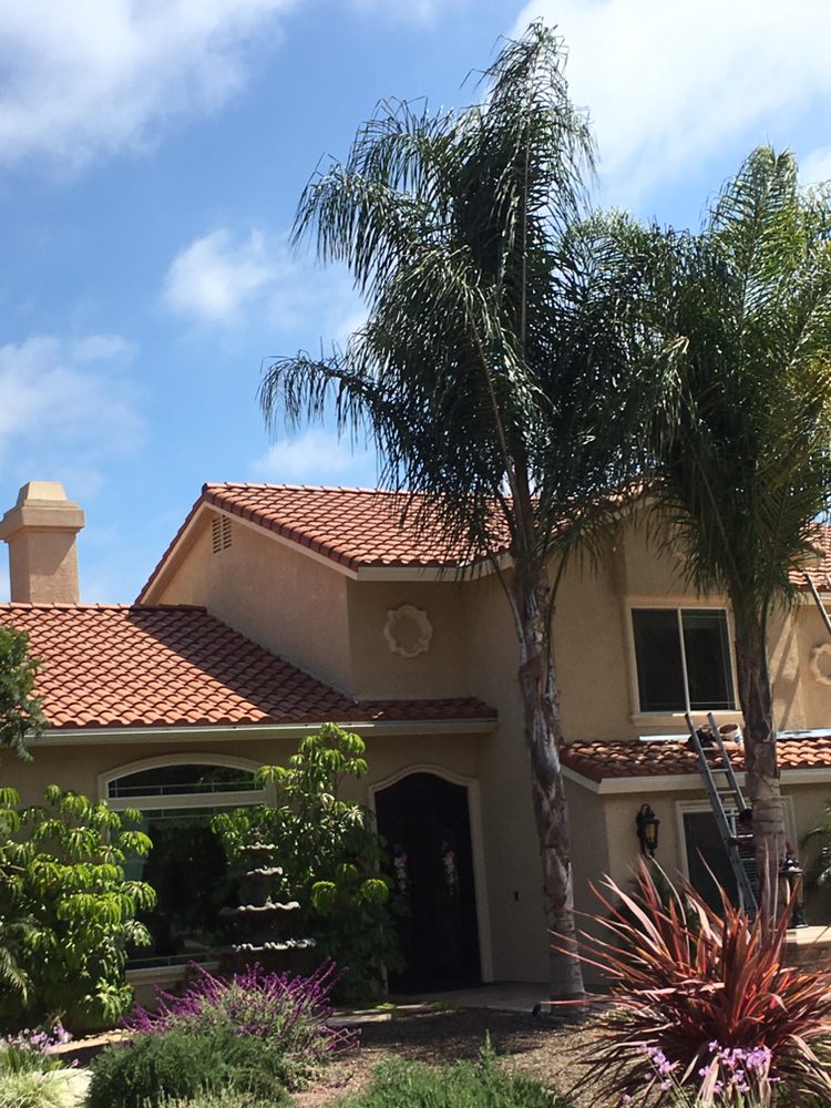 Slide of 805 Construction & Roofing