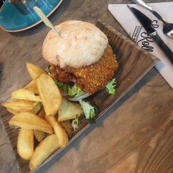 La Rollerie - Cajun Chicken - Coffee & Tea Near Me - Madrid, M La Rollerie - Cajun Chicken - Coffee & Tea Near Me - Madrid, M