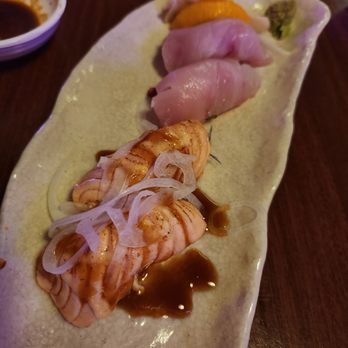 Ginza Sushi - garlic salmon and hamachi - Sushi Bars Near Me - Honolulu, Hawaii Ginza Sushi - garlic salmon and hamachi - Sushi Bars Near Me - Honolulu, Hawaii