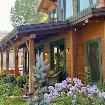 The Alpine House - The garden - Hotels Near Me - Jackson, Wyoming The Alpine House - The garden - Hotels Near Me - Jackson, Wyoming