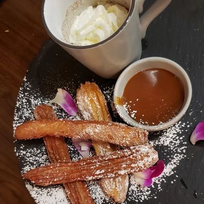 El Sazon Cocina & Tragos by null