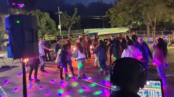 Block Party Entertainment by null