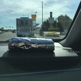 Regular carnita burrito Regular carnita burrito