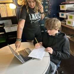 Omaha Street School - 1 - on - 1 instruction
