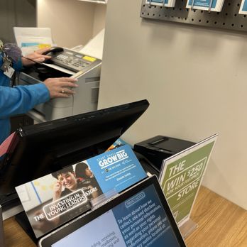 The UPS Store - Faxing - Shipping Centers Near Me - Reno, Nevada The UPS Store - Faxing - Shipping Centers Near Me - Reno, Nevada