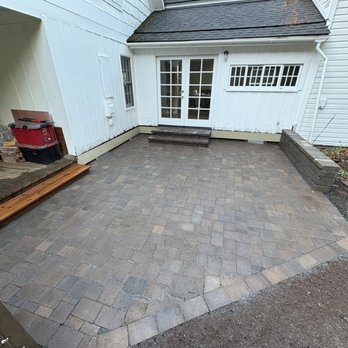 Vargas Hardscape Design - Landscaping Near Me - Bend, Oregon Vargas Hardscape Design - Landscaping Near Me - Bend, Oregon
