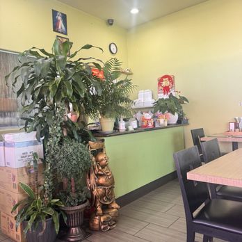 Com Tam Kieu Giang - Vietnamese Near Me - Garden Grove, California