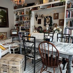 Baked Pie Company - Cute area
