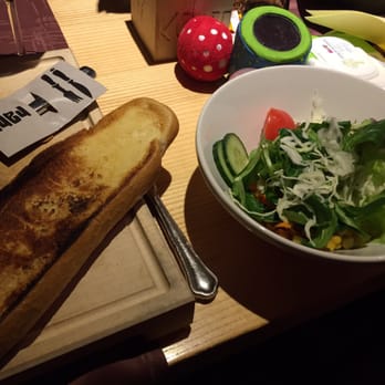 Auf da Mühle - Knoblauchbrot & Beilagensalat - International Near Me - Söll, 7
