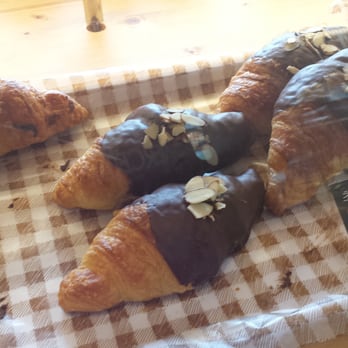Tous Les Jours - Bakeries Near Me - Dublin, California