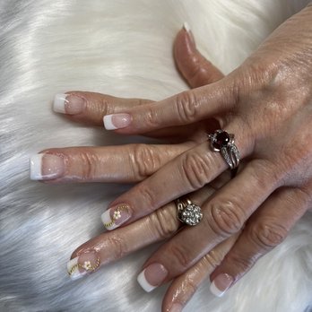 Salon De Nails And Spa - Nails by Kenny - Waxing Near Me - Manassas, Virginia Salon De Nails And Spa - Nails by Kenny - Waxing Near Me - Manassas, Virginia